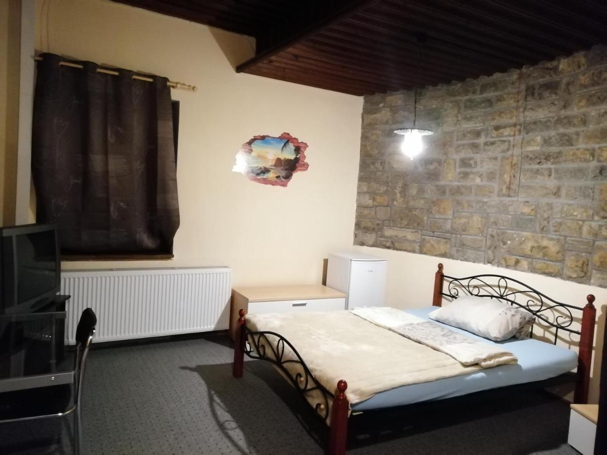 Pension Dingolshausen Bagian luar foto