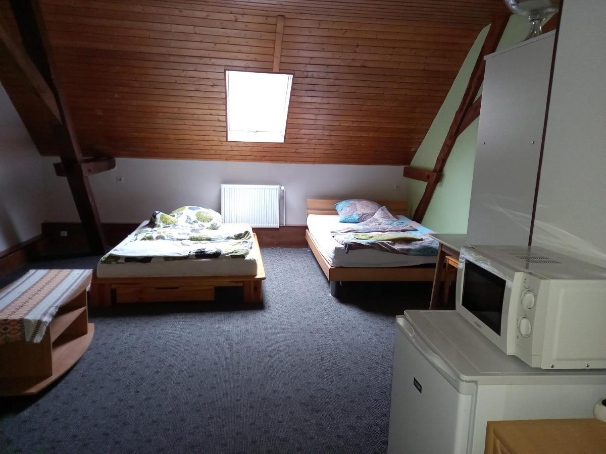 Pension Dingolshausen Bagian luar foto