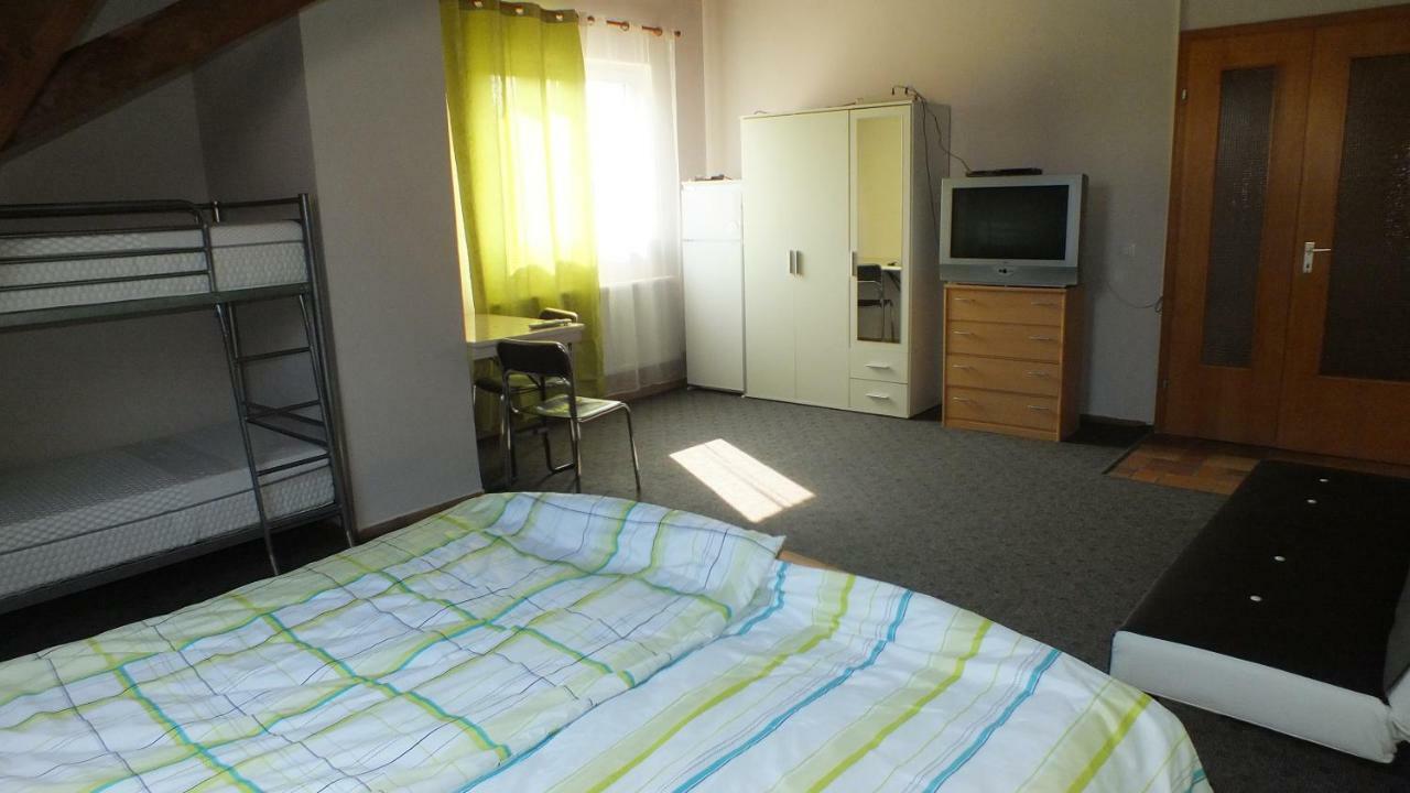 Pension Dingolshausen Bagian luar foto