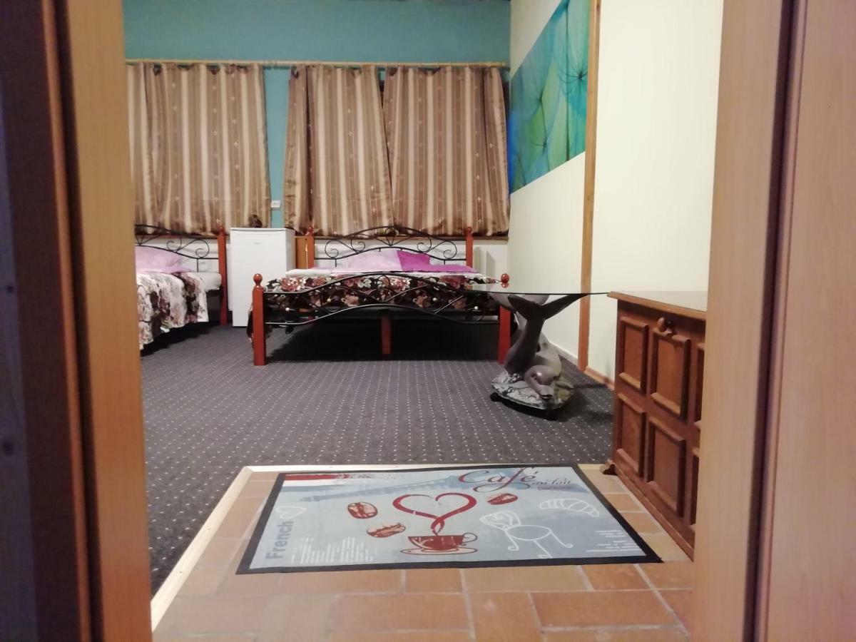 Pension Dingolshausen Bagian luar foto