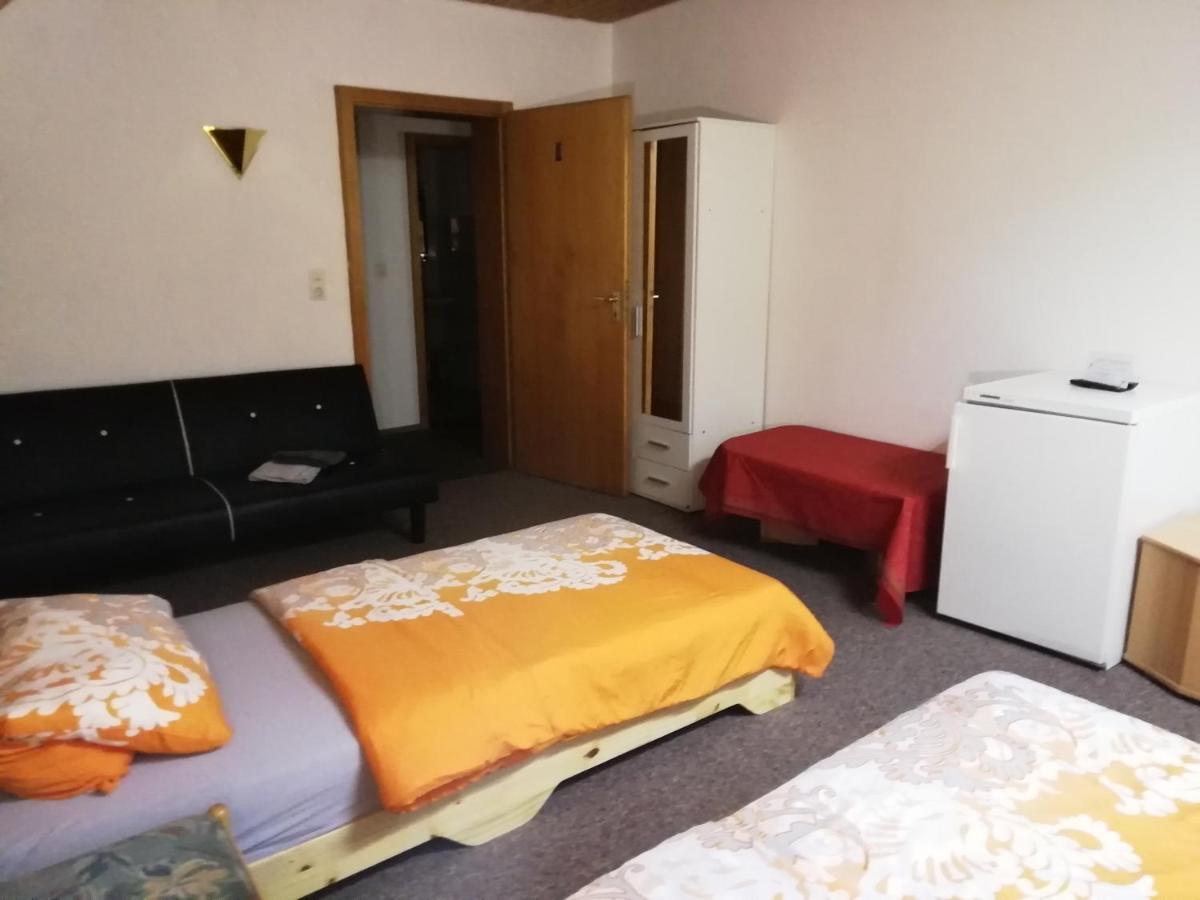 Pension Dingolshausen Bagian luar foto